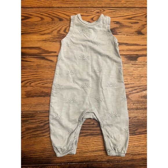 Rylee + Cru Gray Cotton Sunshine Sleeveless Romper One Piece Size 0-3 Months - Picture 1 of 4